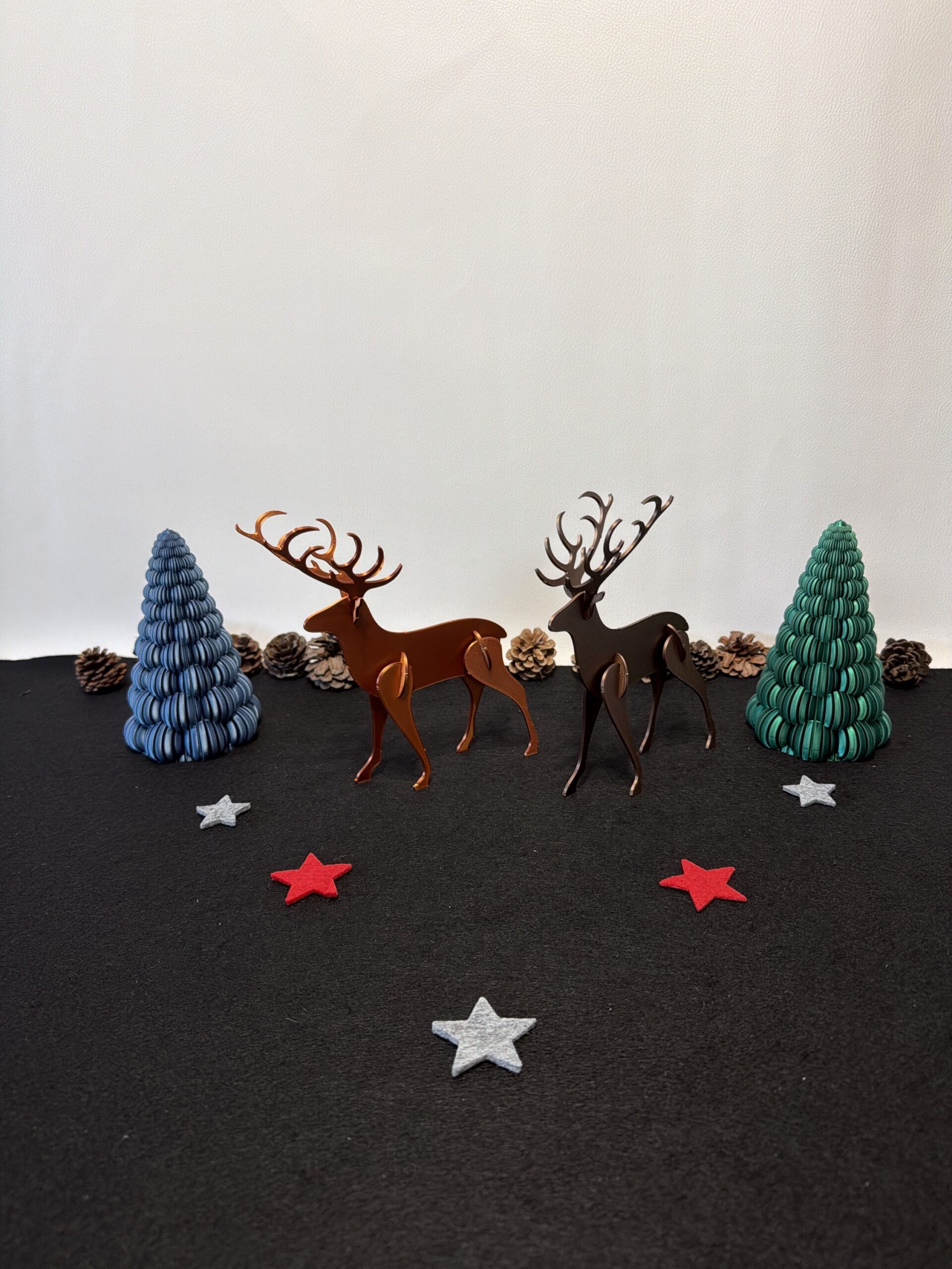 Weihnachtshirsch zum Zusammenstecken