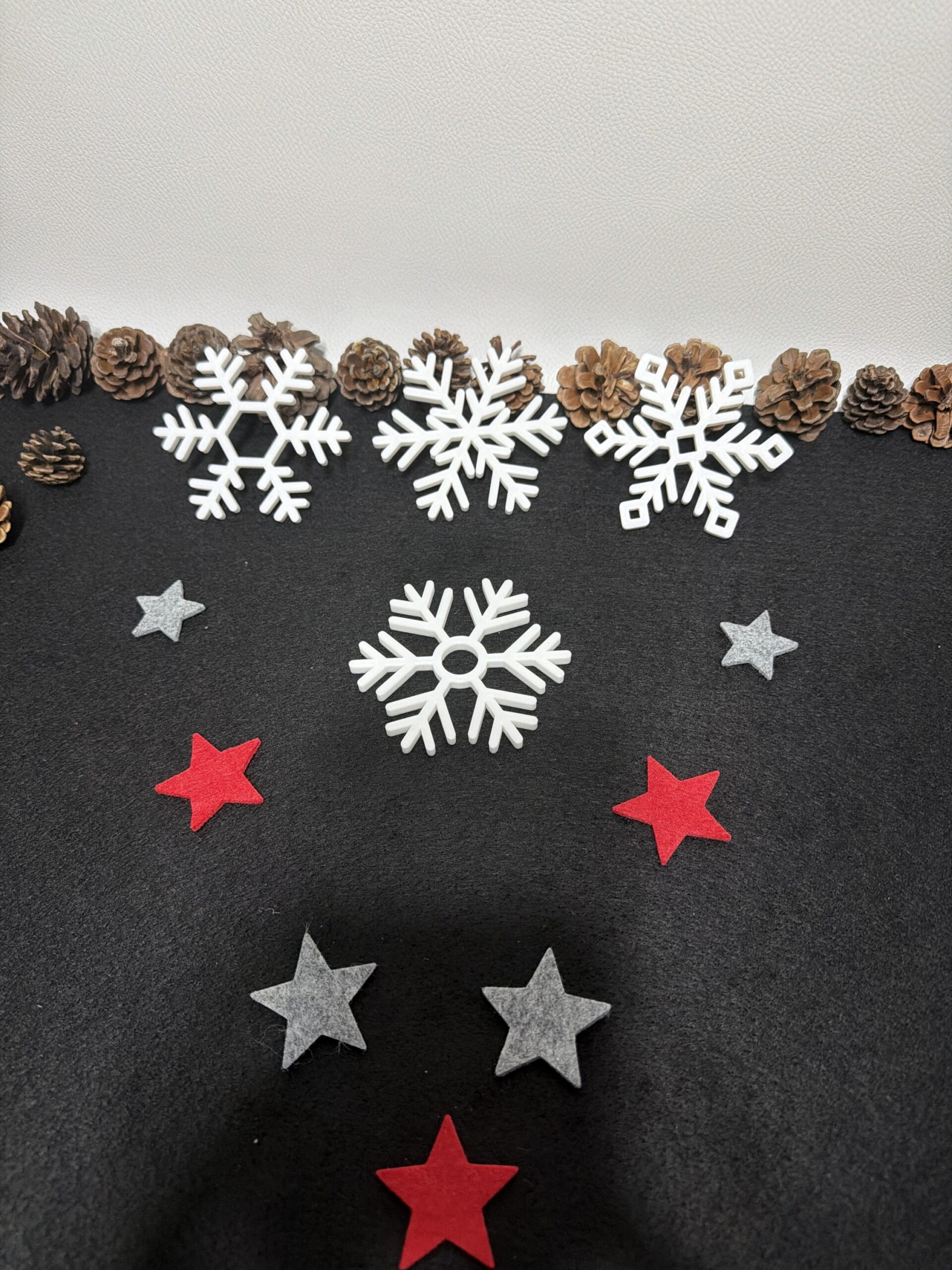 kleine Deko-Schneeflocken 4er-Set – Bild 4