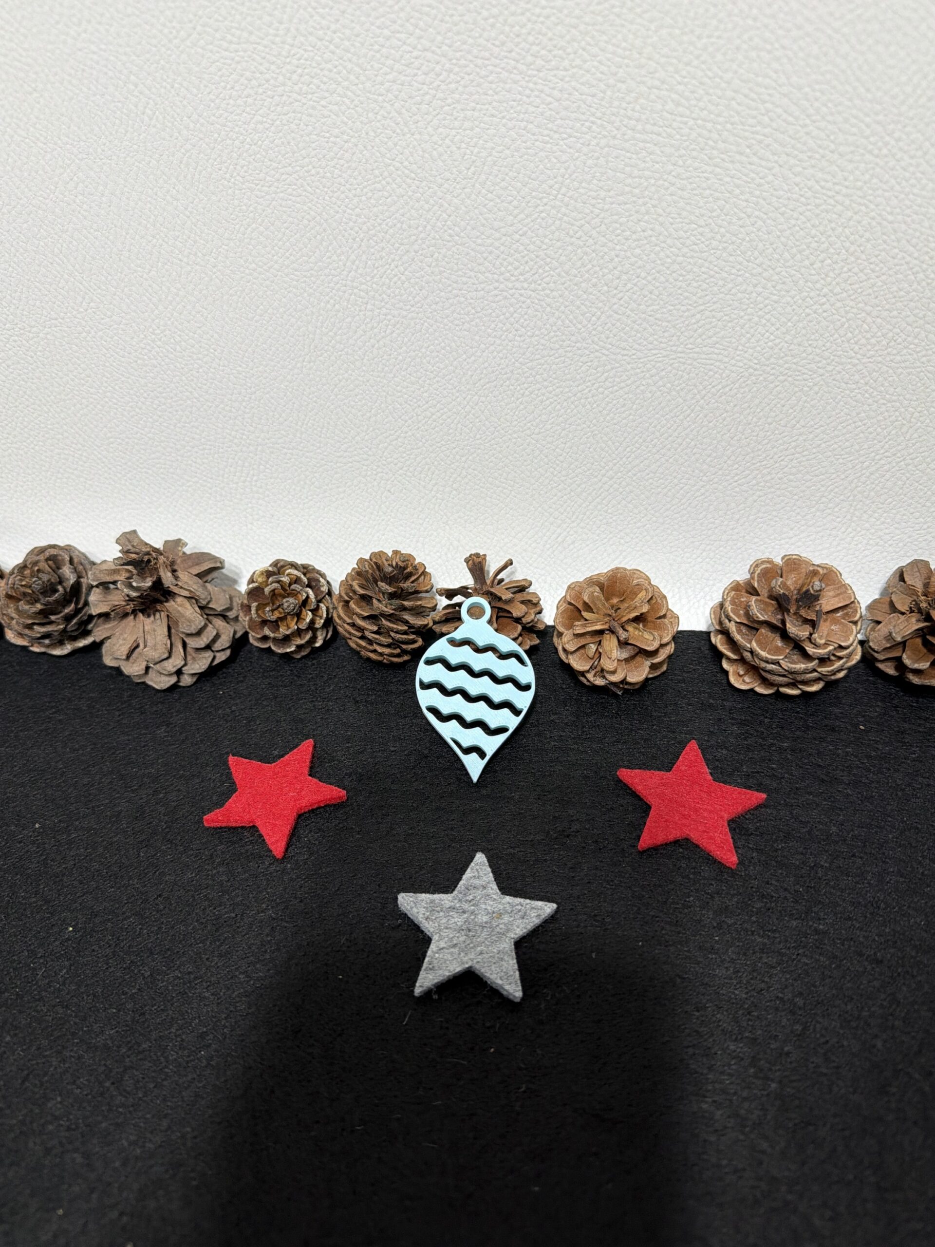 Weihnachtsanhänger Tropfen mit Wellenmuster – Bild 2