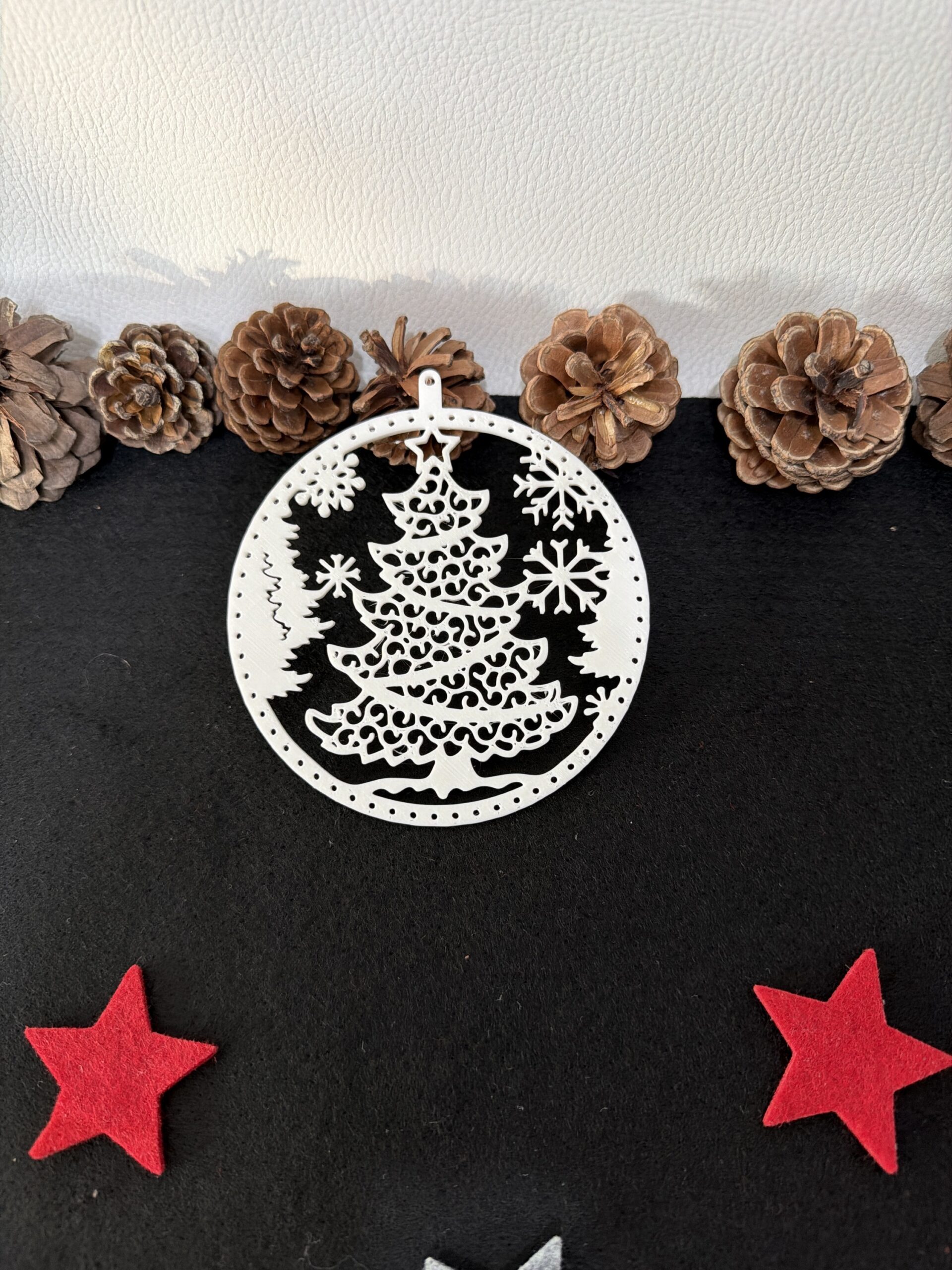 Weihnachtsanhänger „Tannenbaum im Kreis“ – Bild 3