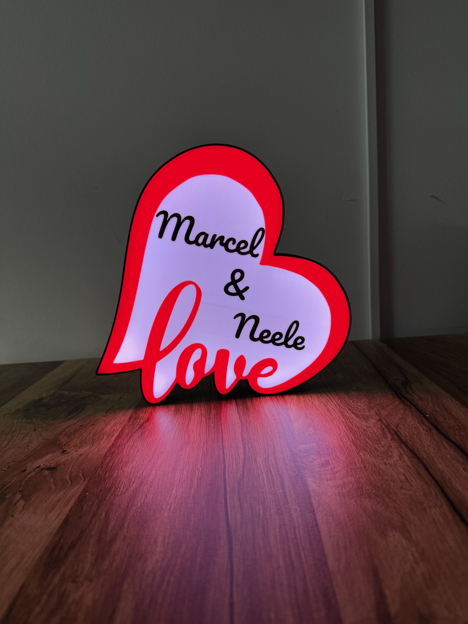 Personalisierte LED-Herzlampe „Love“ – Bild 3