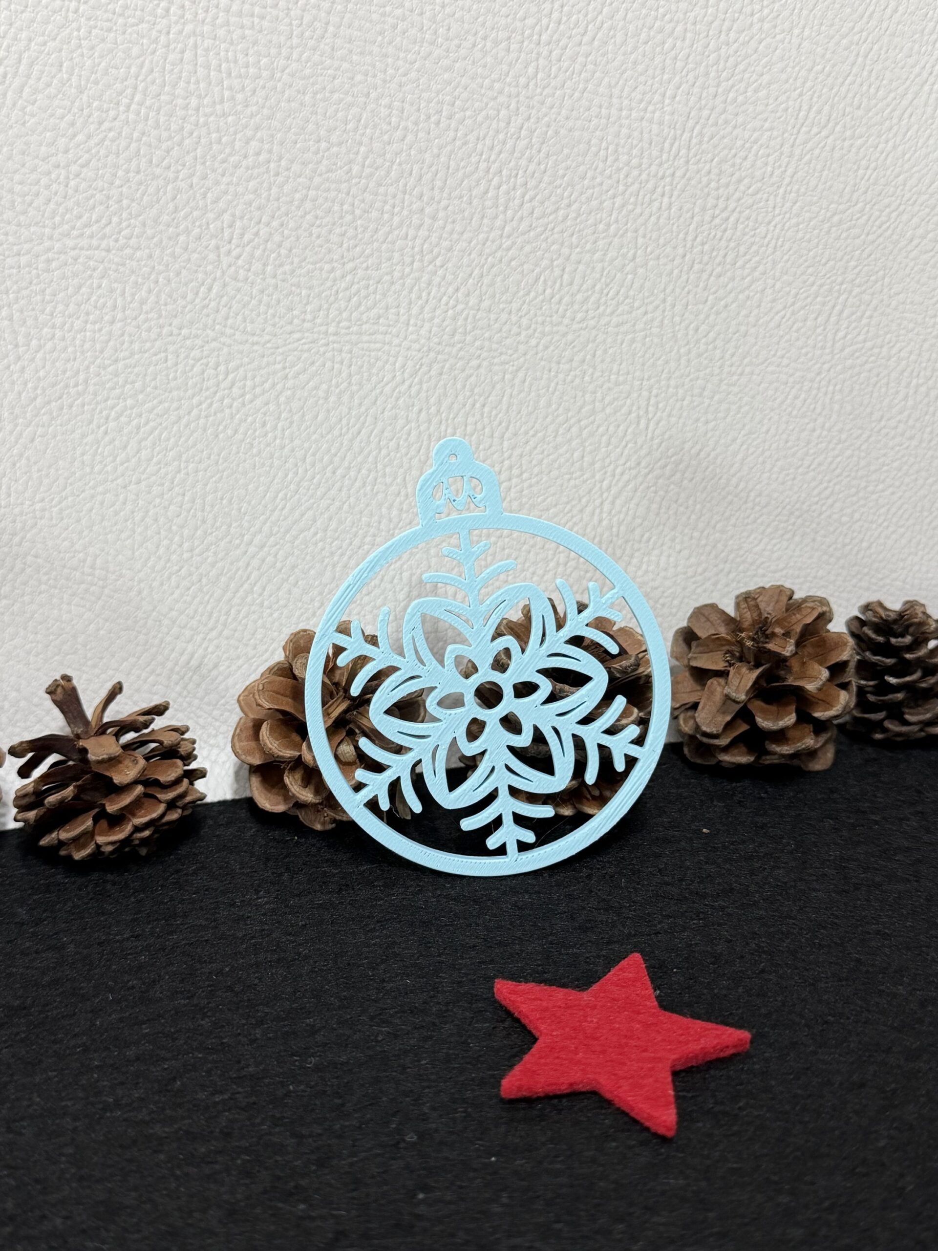 Weihnachtsanhänger „Schneeflocke im Ornament“ – Bild 4