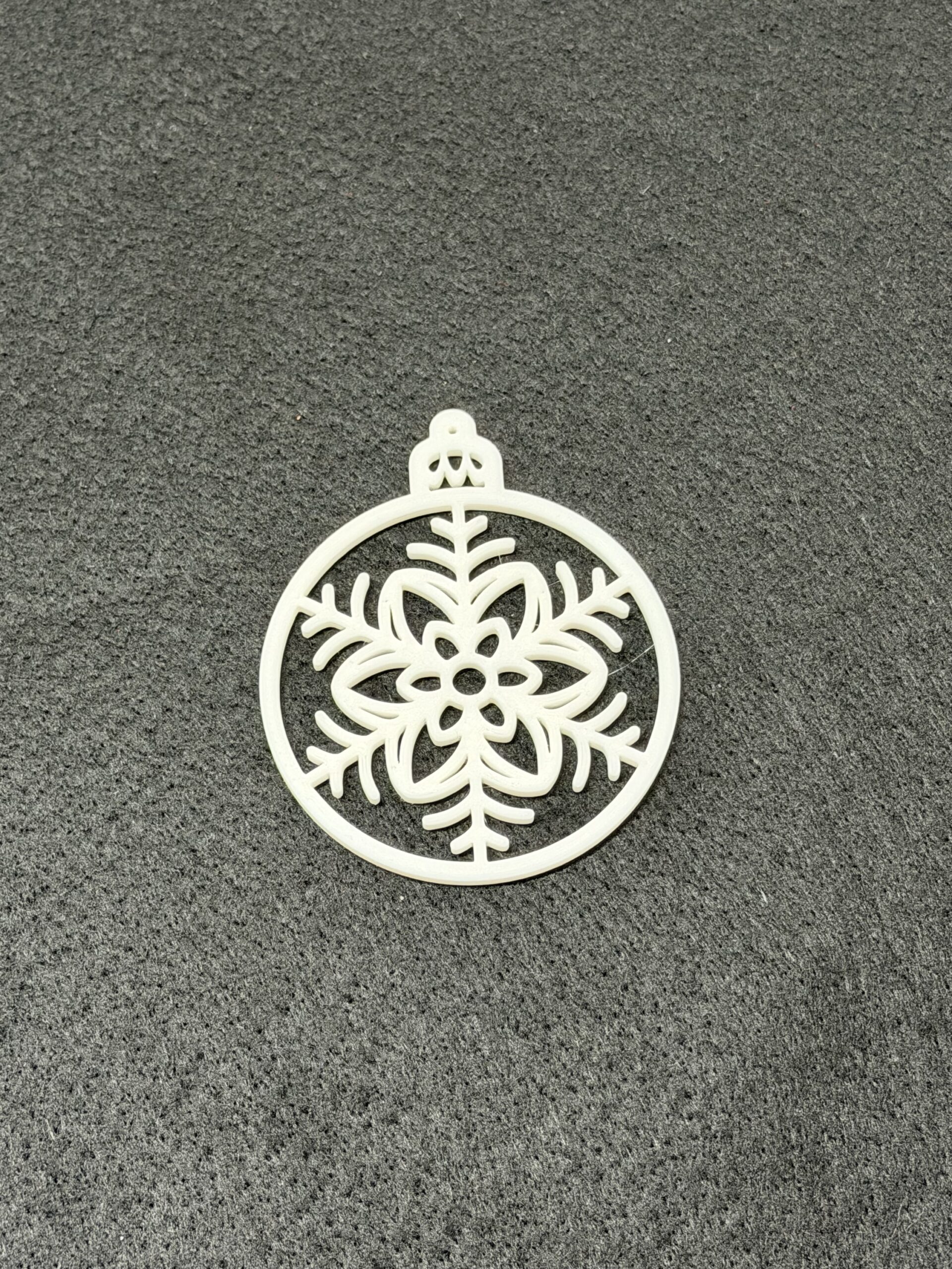 Weihnachtsanhänger „Schneeflocke im Ornament“ – Bild 6